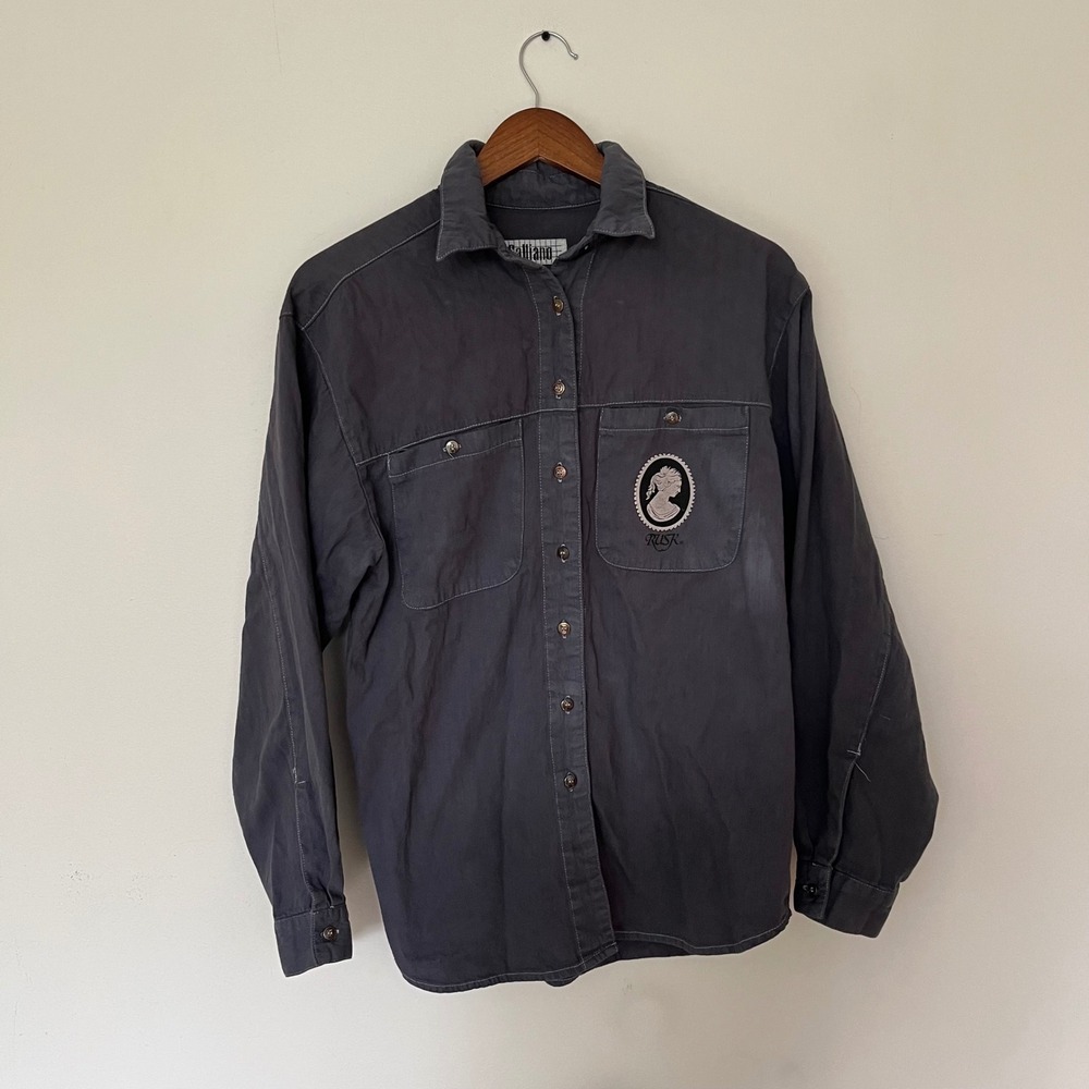 Galliano Mens Charcoal Gray Rusk Cameo Graphic Button Down Shirt Size M Vintage